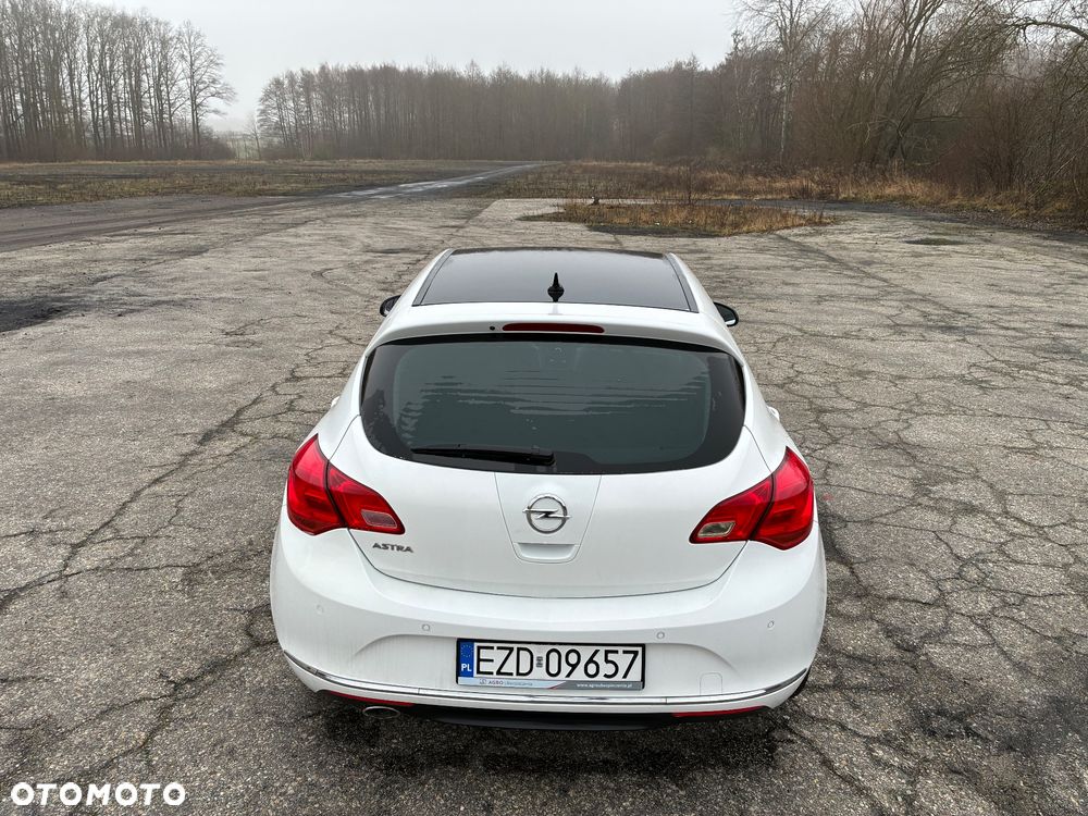 Opel Astra 2.0 CDTI DPF Color Edition - 5