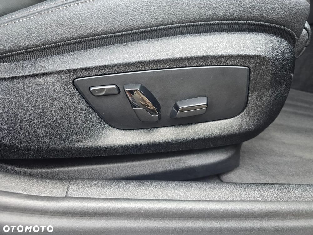 BMW Seria 5 530e M Sport sport - 13