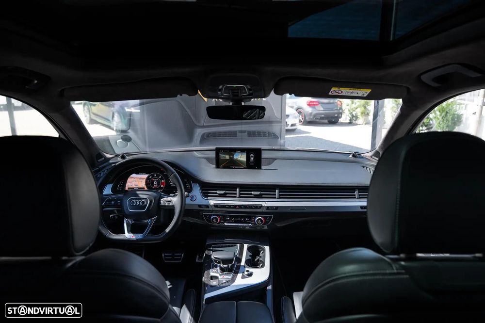 Audi SQ7 4.0 TDI V8 quattro Tiptronic 7L — fotografia 29