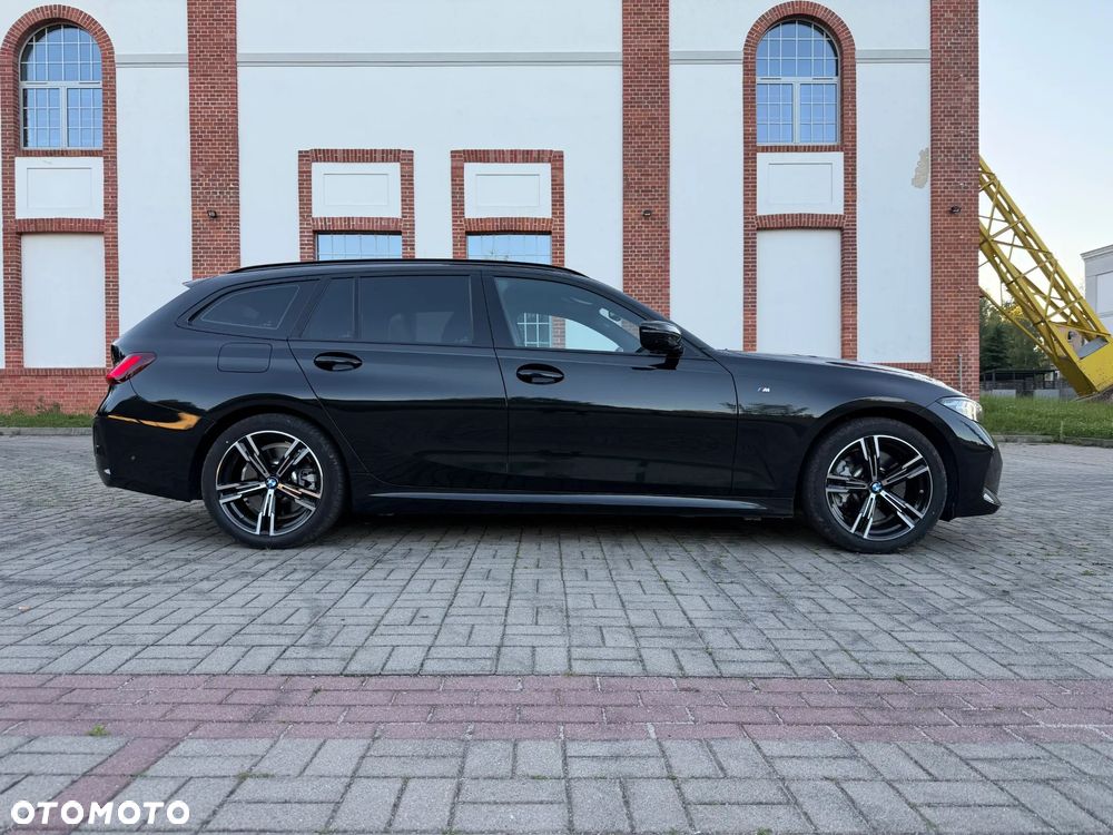 BMW Seria 3 330i xDrive M Sport - 19