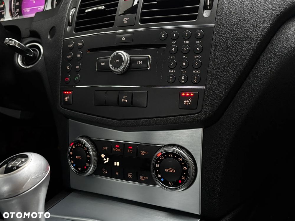 Mercedes-Benz Klasa C 180 Kompressor Avantgarde - 36