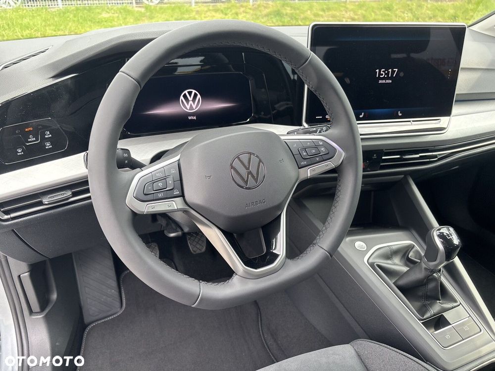 Volkswagen Golf - 10