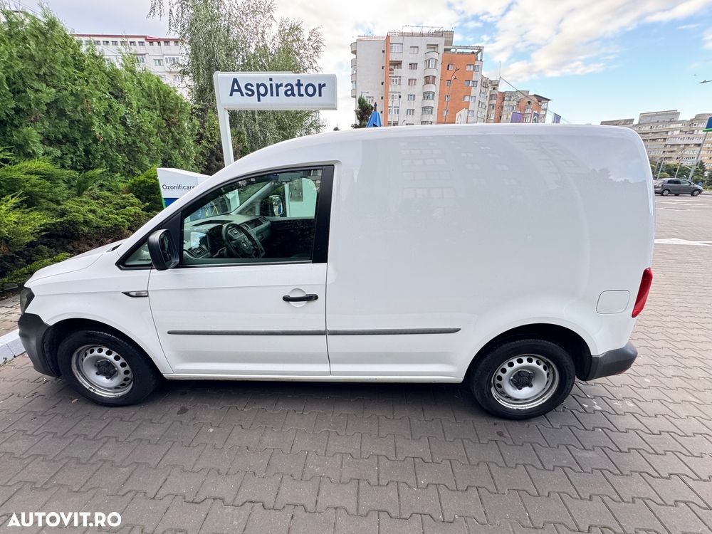 Volkswagen Caddy - 10