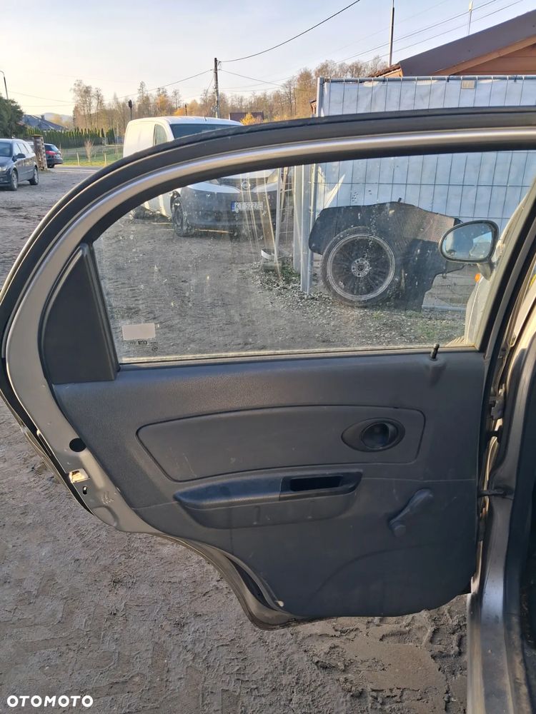 Chevrolet spark drzwi lewy tyl 92U - 5