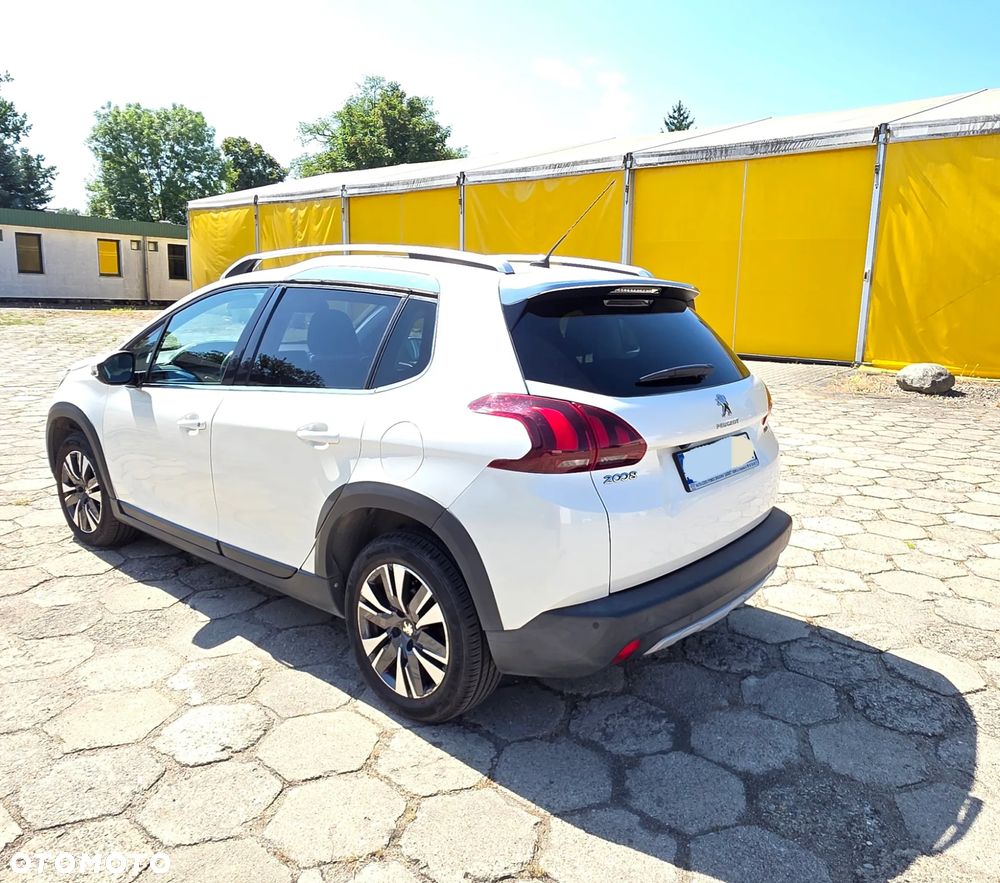 Peugeot 2008 - 4