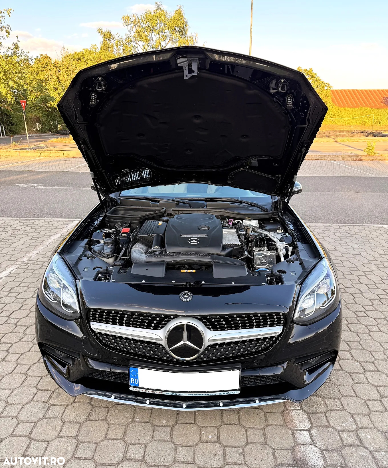 Mercedes-Benz SLC - 4