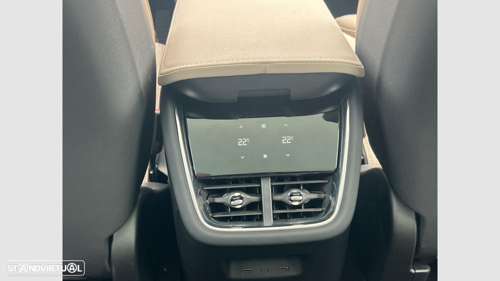 Volvo EX90 104 kWh Single Motor Core - 21