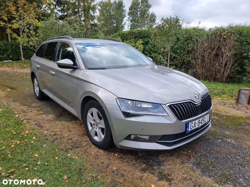 Skoda Superb 2016 photo 3
