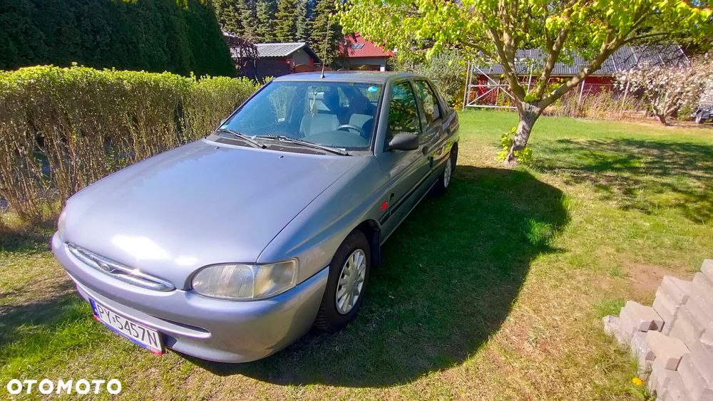 Ford Escort 1.6 CL - 1