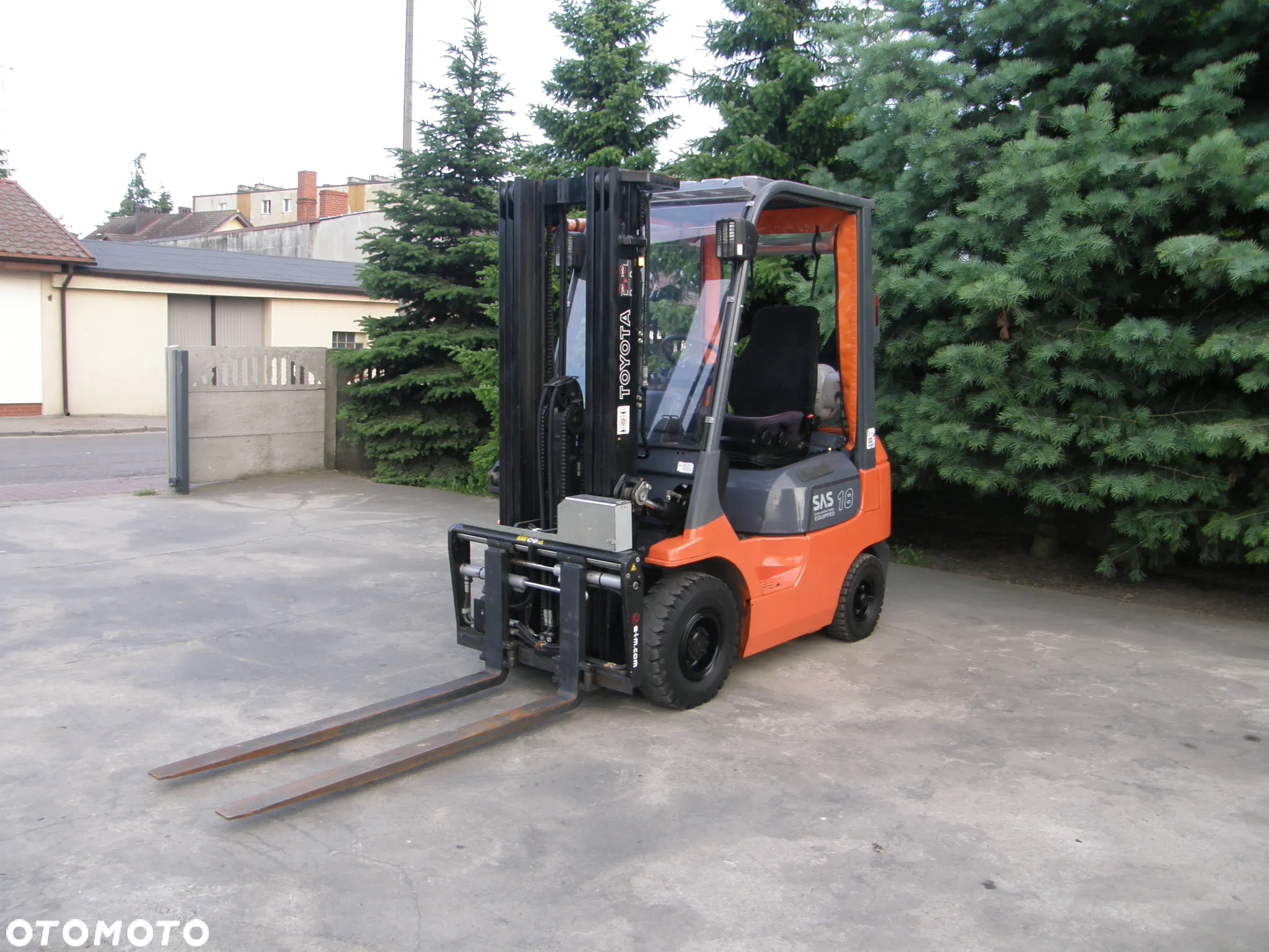 Toyota 7FGF18 2007 TRIPLEX 4,70m pozycjoner - 6