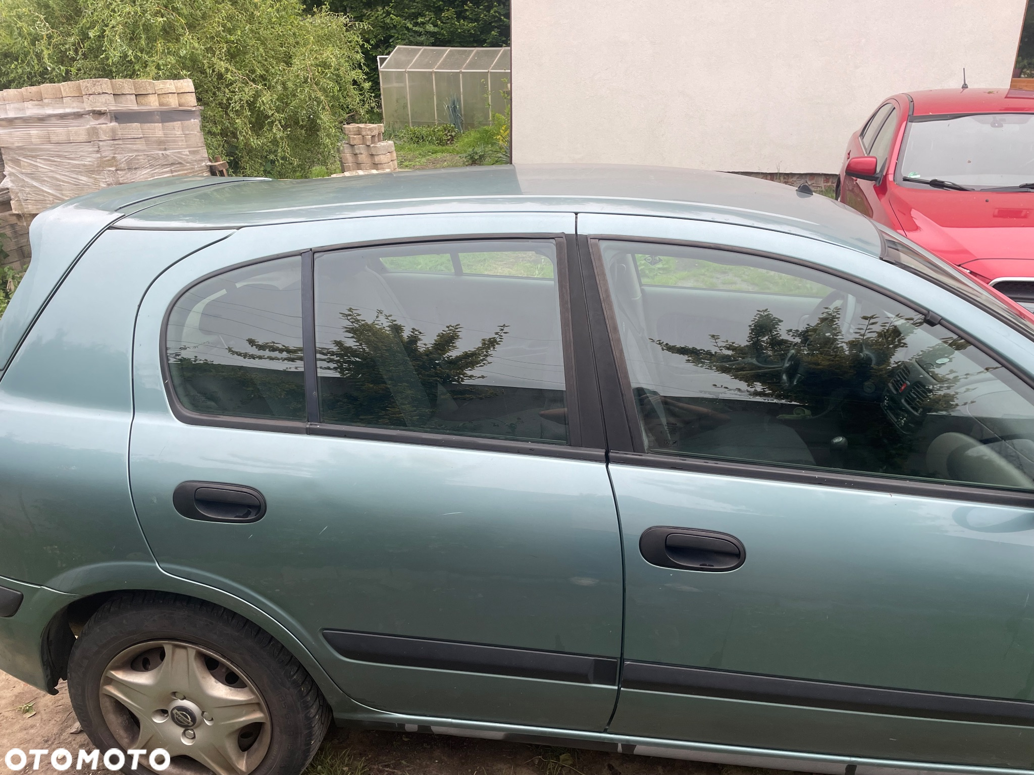 Nissan Almera - 12