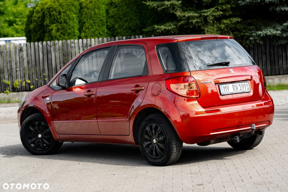 Suzuki SX4 1.9 DDiS DPF Streetline 4x2 Club - 4