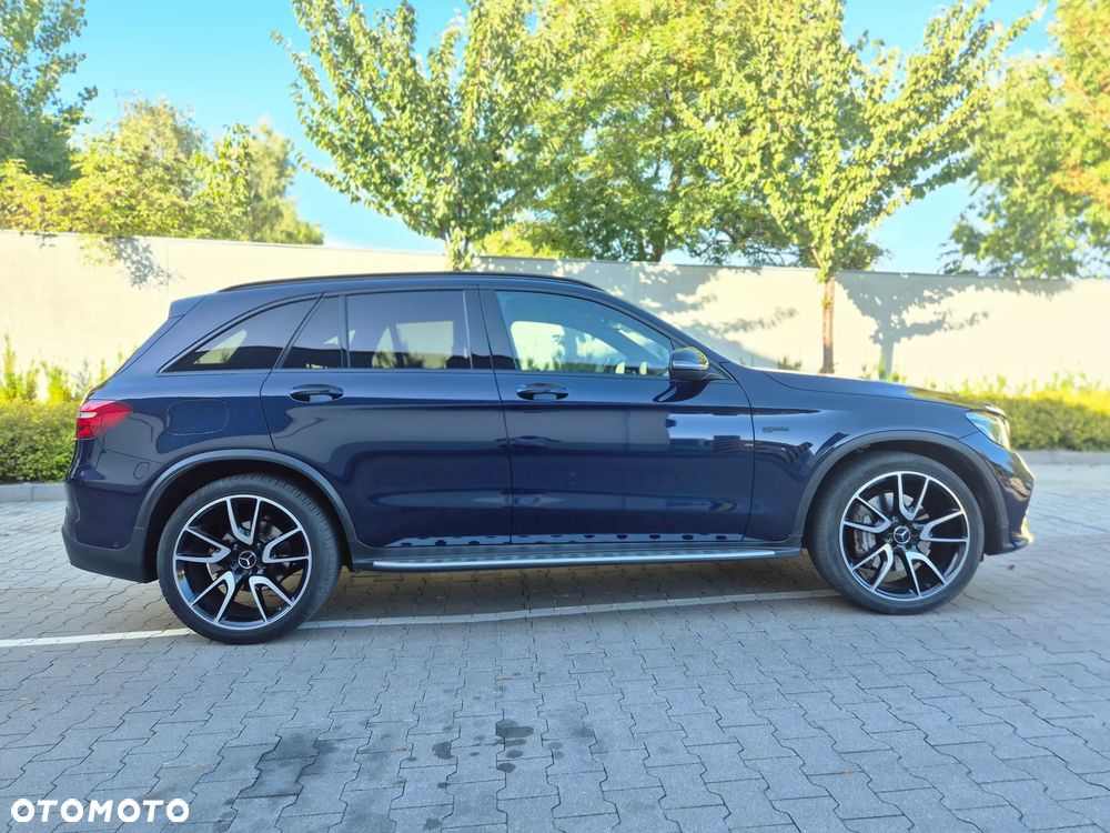 Mercedes-Benz GLC - 26