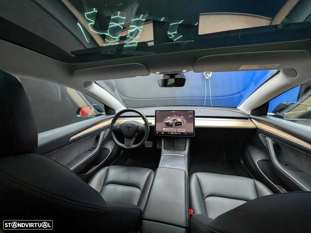 Tesla Model 3 Tração Traseira - 30