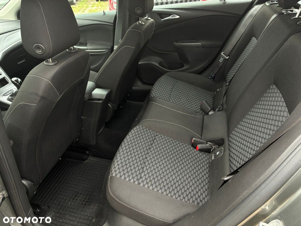 Opel Astra 1.4 T Enjoy - 23