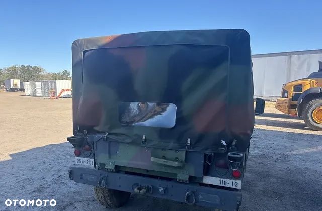 Hummer H1 - 7