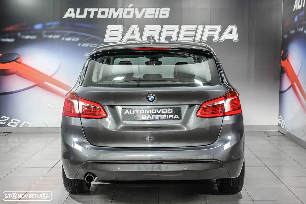 BMW 216 Active Tourer d Line Sport - 16