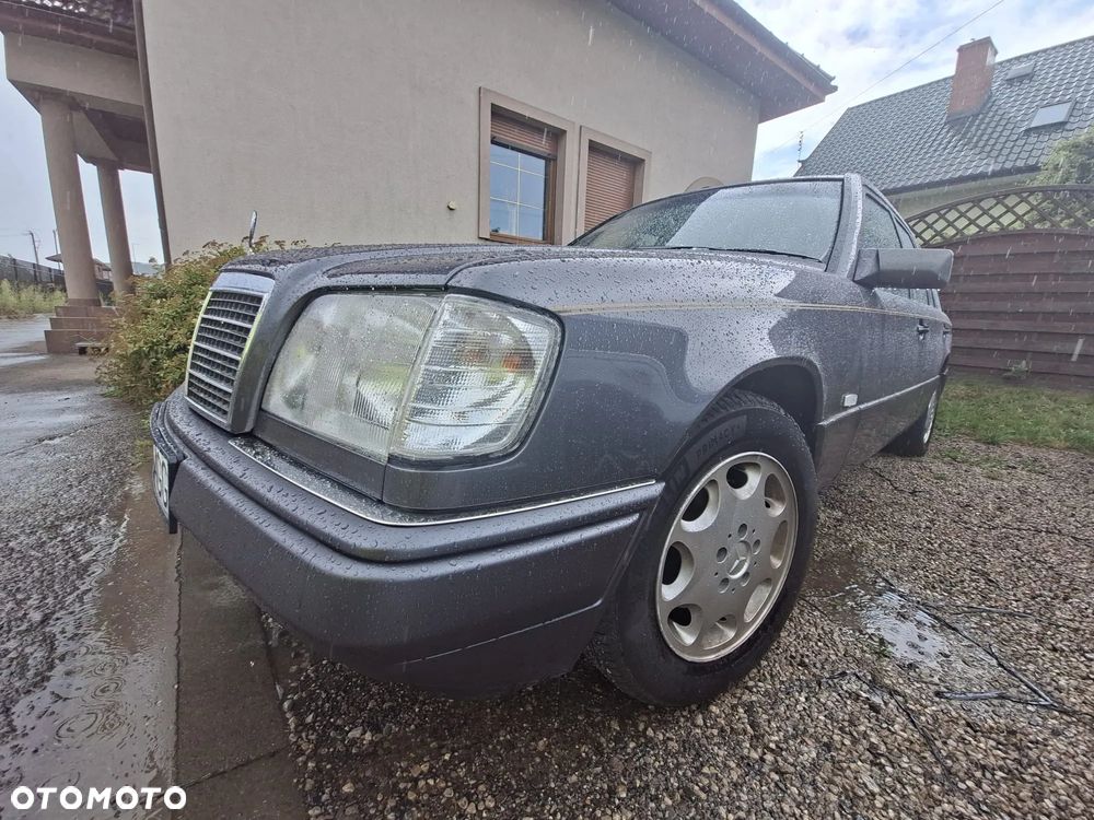 Mercedes-Benz Klasa E - 30