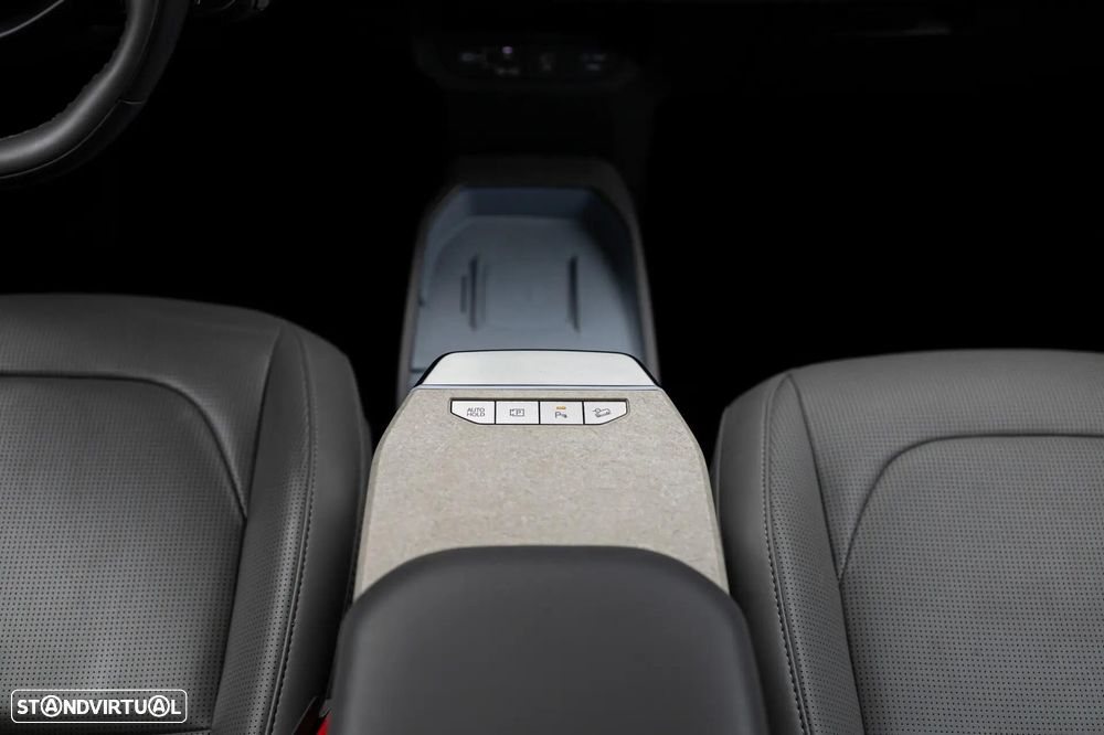 Kia EV3 81.4 kWh Tech - 23