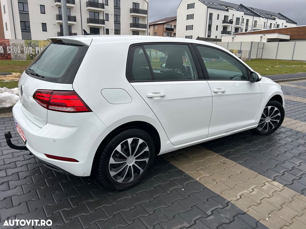 Volkswagen Golf 1.0 TSI (BlueMotion Technology) Comfortline - 2