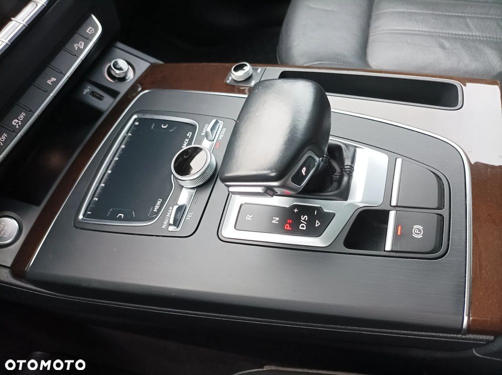 Audi Q5 2.0 TFSI quattro S tronic design - 26