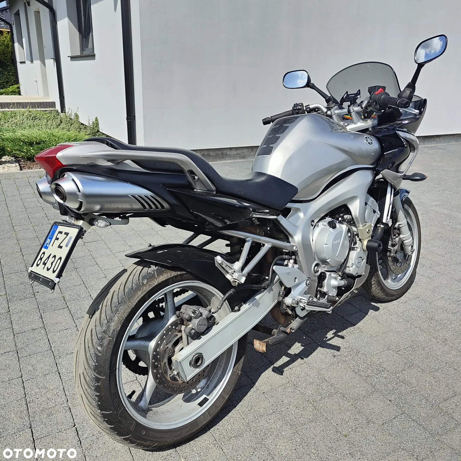 Yamaha FZ6 - 5