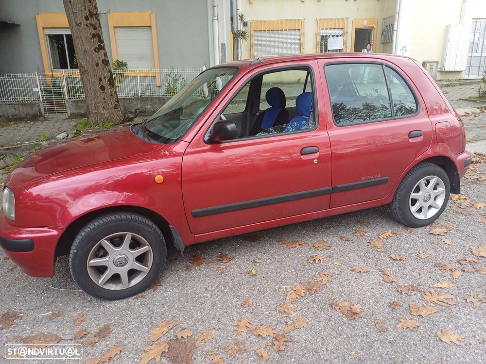 Nissan Micra 1.0 L - 1