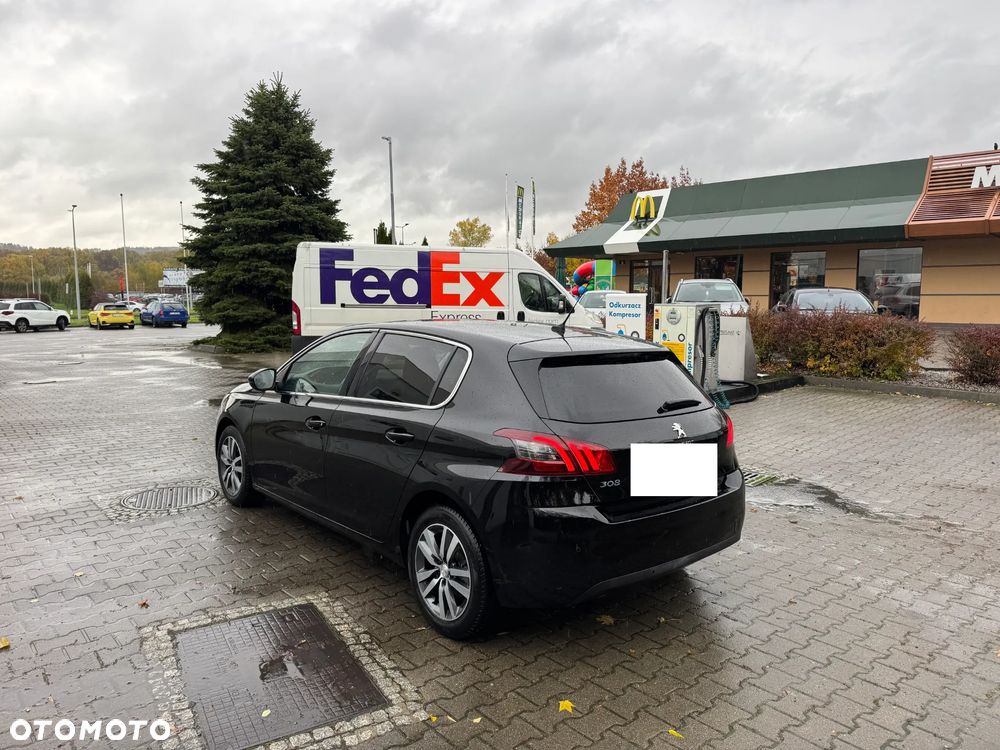 Peugeot 308 1.2 PureTech GPF Allure S&S - 3