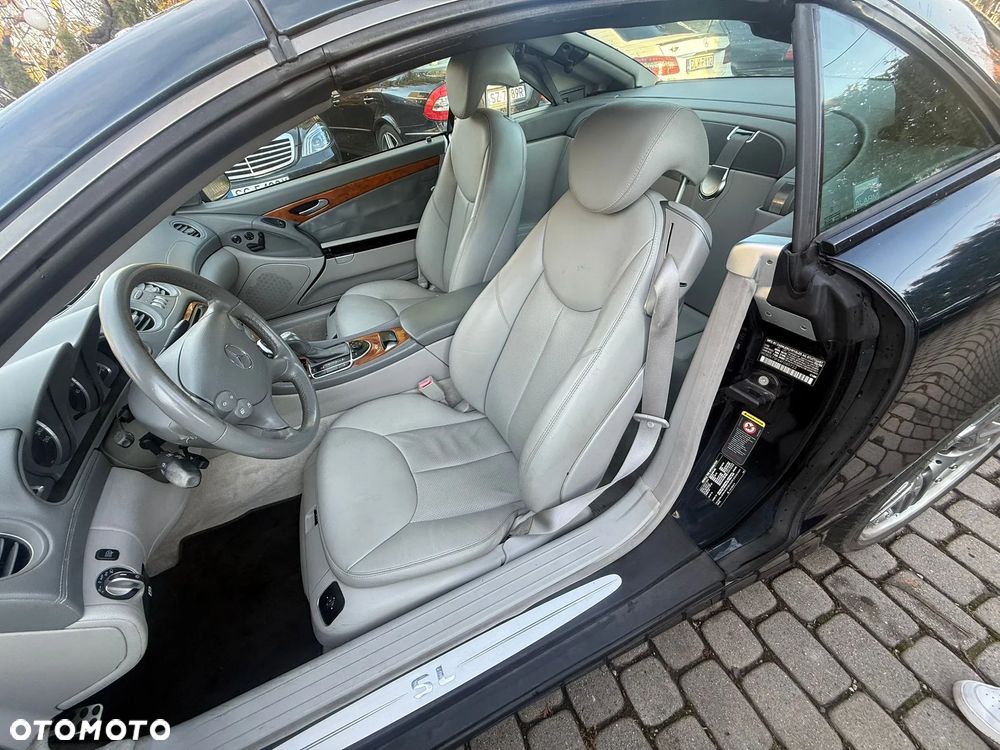Mercedes-Benz SL 500 7G-TRONIC - 13