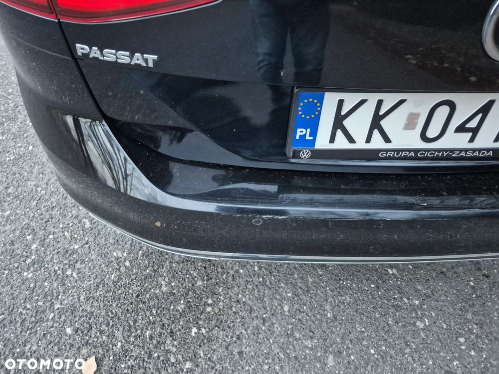 Volkswagen Passat 2.0 TDI SCR BlueMotion Technology 4Motion Trendline - 6