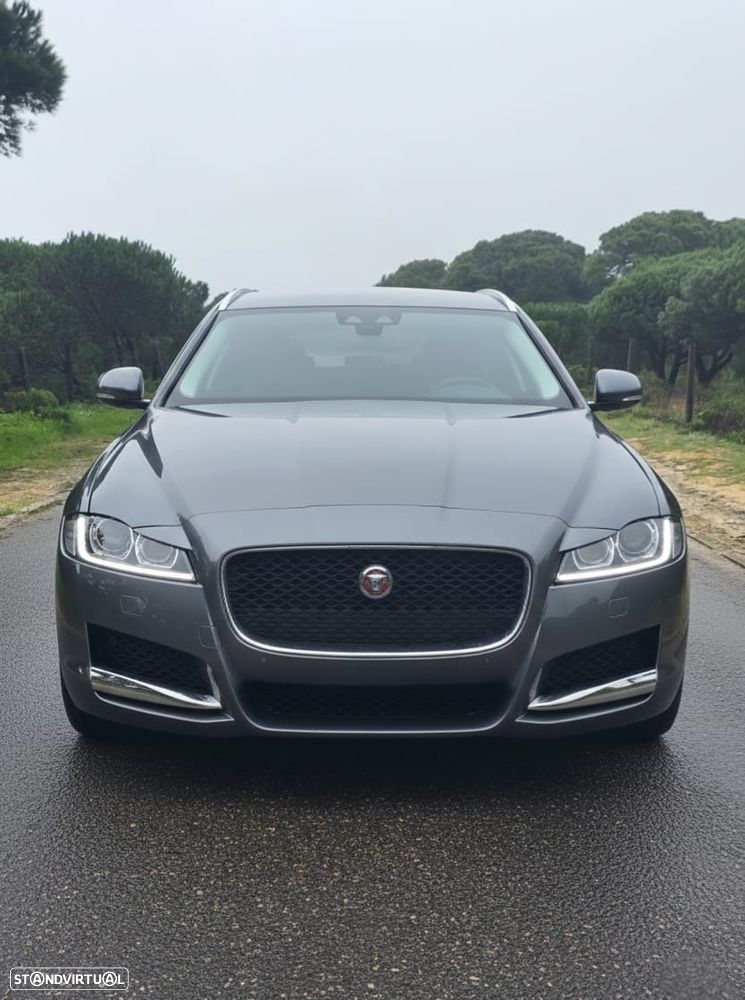 Jaguar XF Sportbrake 20d Aut. Prestige - 3
