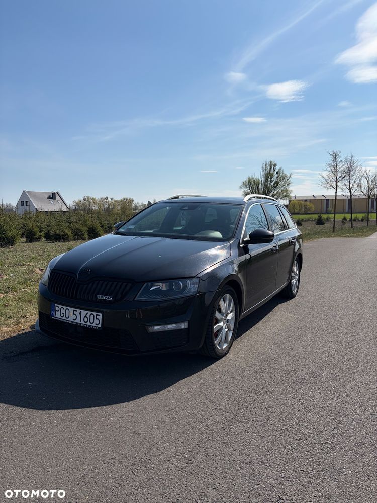 Skoda Octavia 2.0 TDI RS DSG - 2