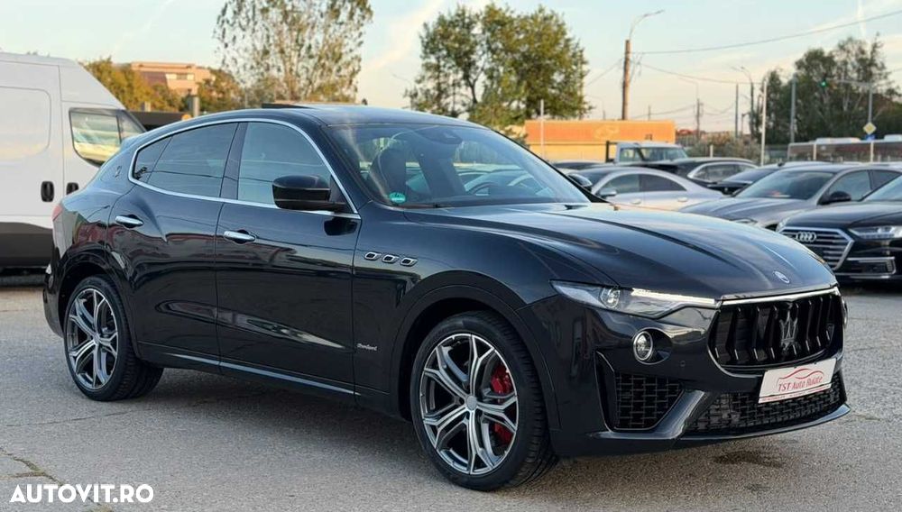Maserati Levante - 12