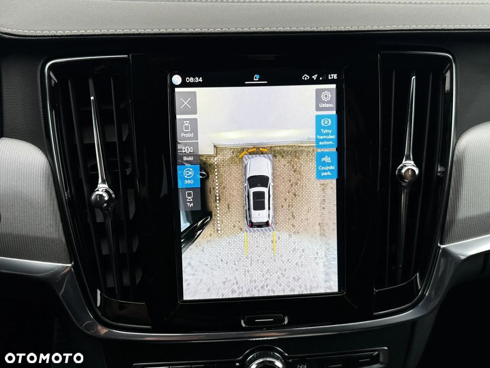 Volvo V90 B4 B R-Design - 22