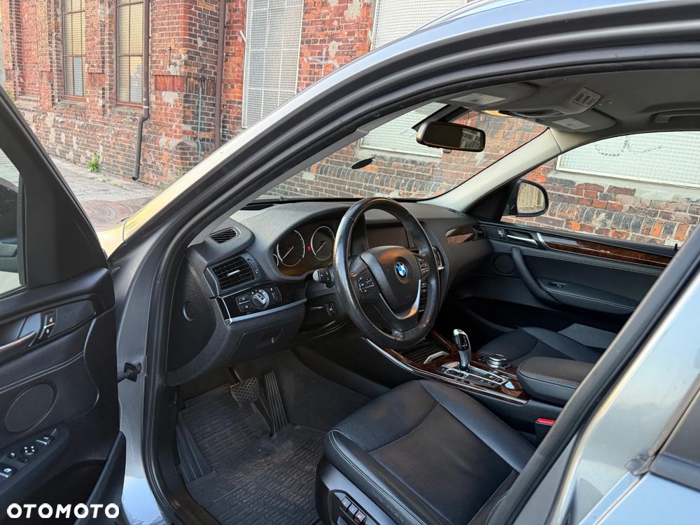 BMW X3 xDrive28i Sport - 6