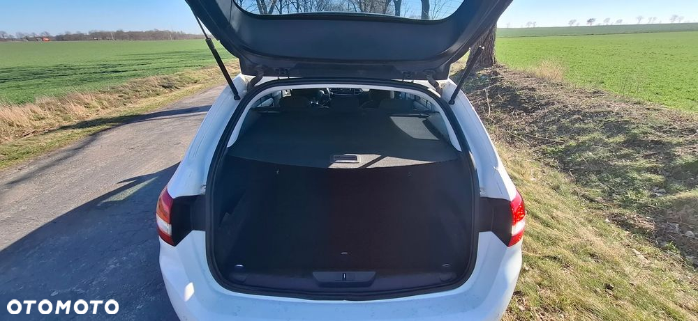 Peugeot 308 SW 1.6 BlueHDi Active S&S - 10