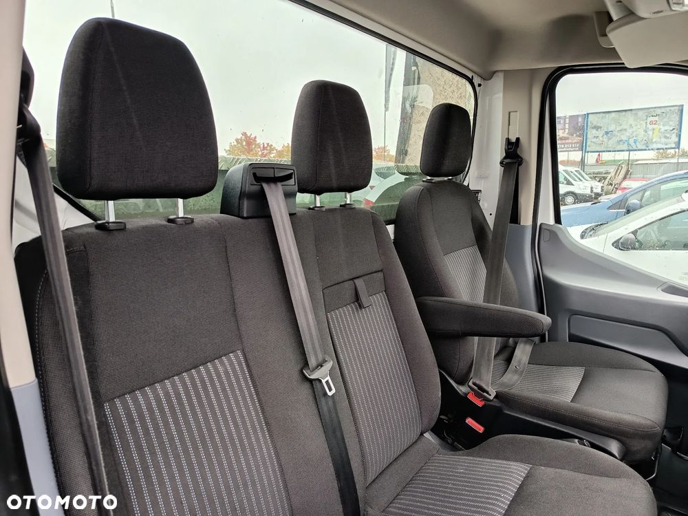 Ford Transit - 11