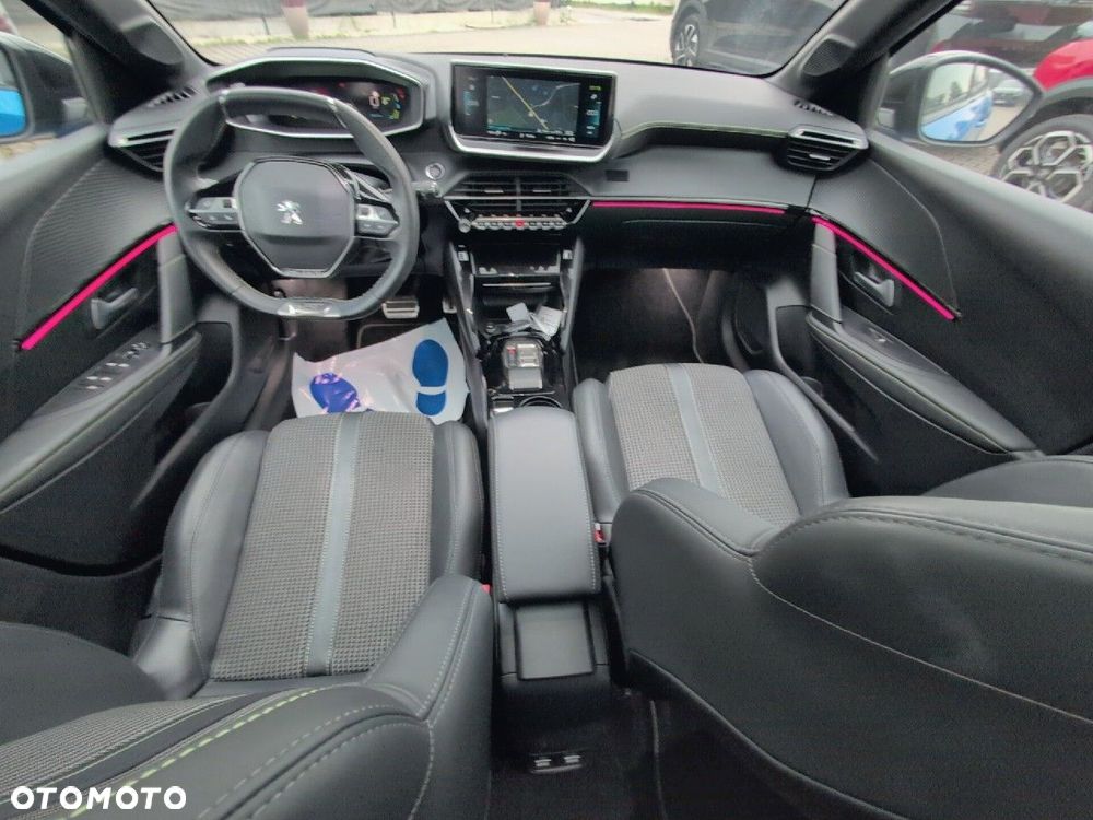 Peugeot 208 e-208 GT - 8
