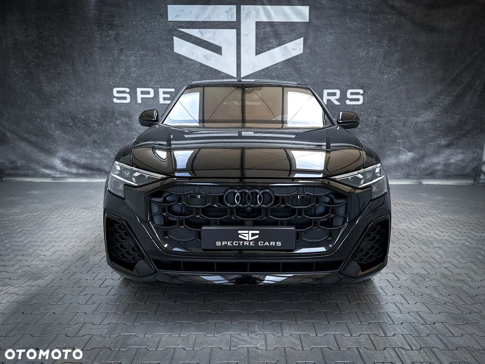 Audi Q8 - 8