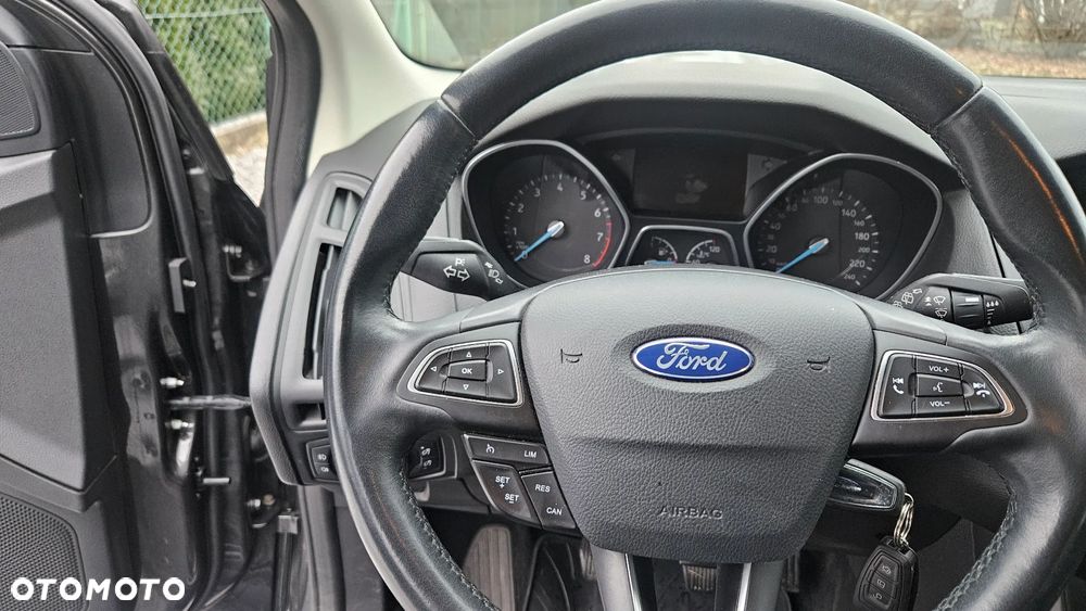 Ford Focus 1.0 EcoBoost Edition - 11