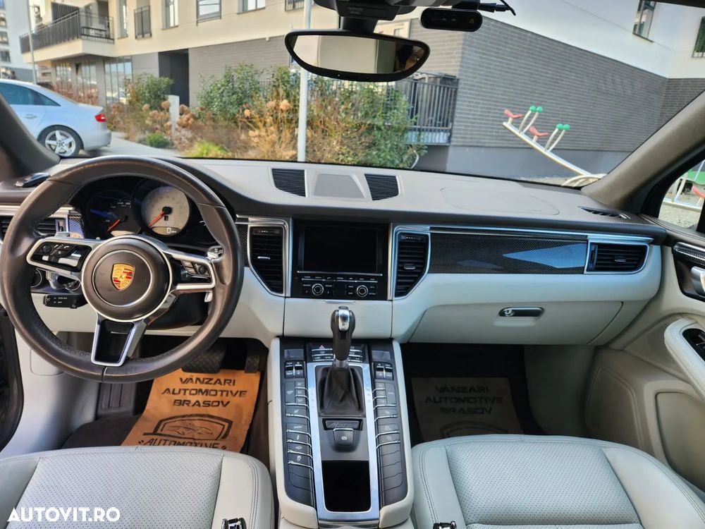 Porsche Macan 3.0 PDK S - 23