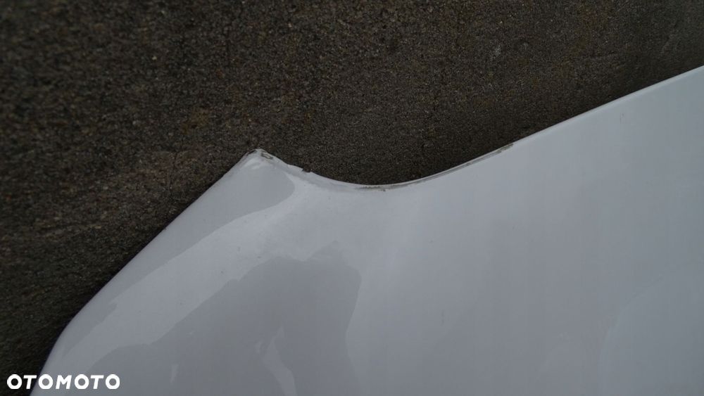 volvo xc60 ii - maska - 3