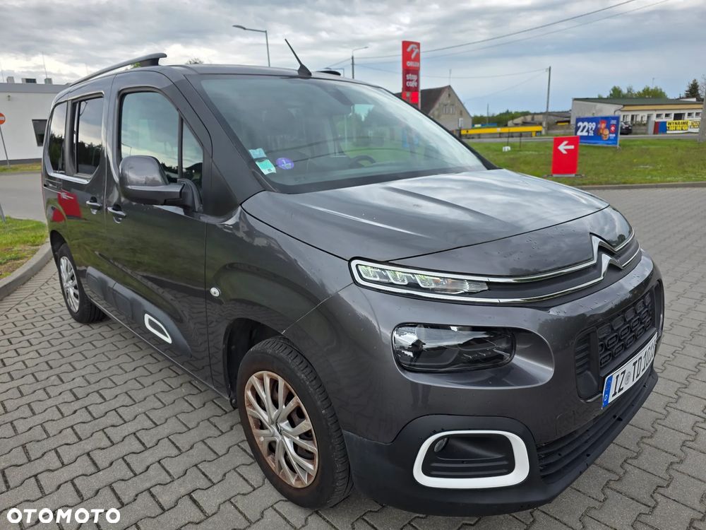 Citroën Berlingo XL PureTech 110 FEEL - 2