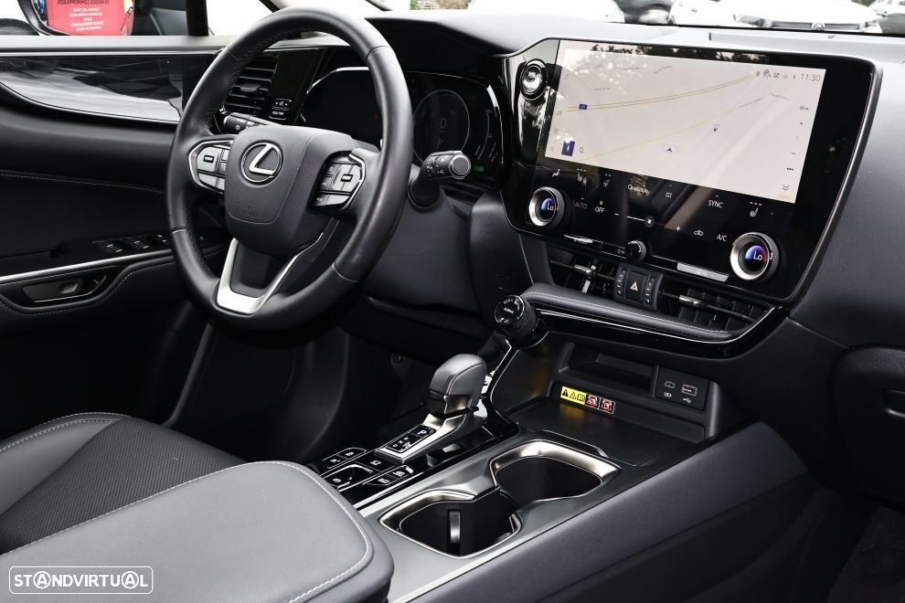 Lexus NX 450h+ Luxury - 12