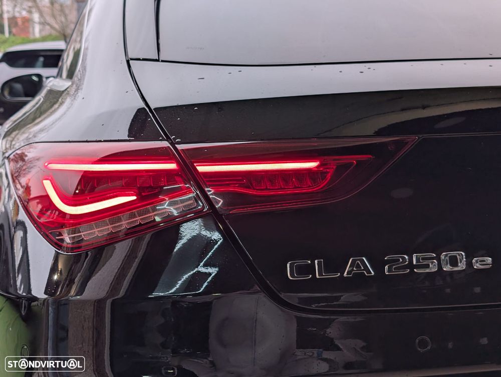 Mercedes-Benz CLA 250 e 8G-DCT Edition AMG Line - 26