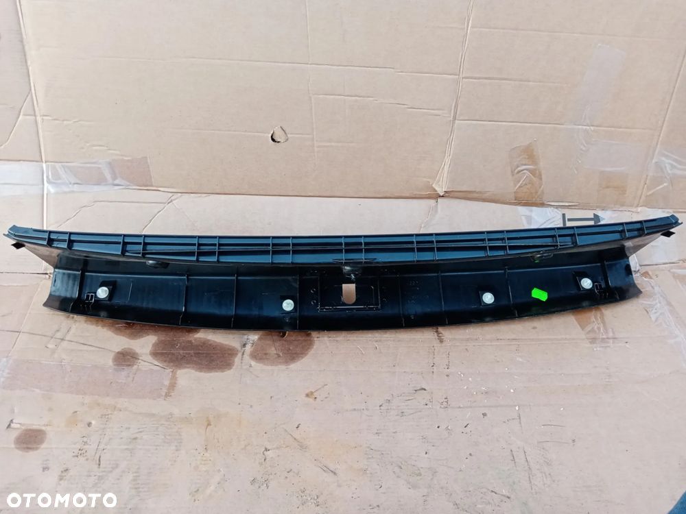 Osłona nakładka progu bagażnika Audi A8 D3 4E0863471B - 4