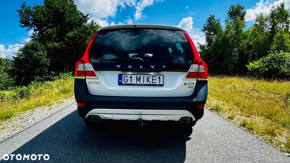 Volvo XC 70 - 4