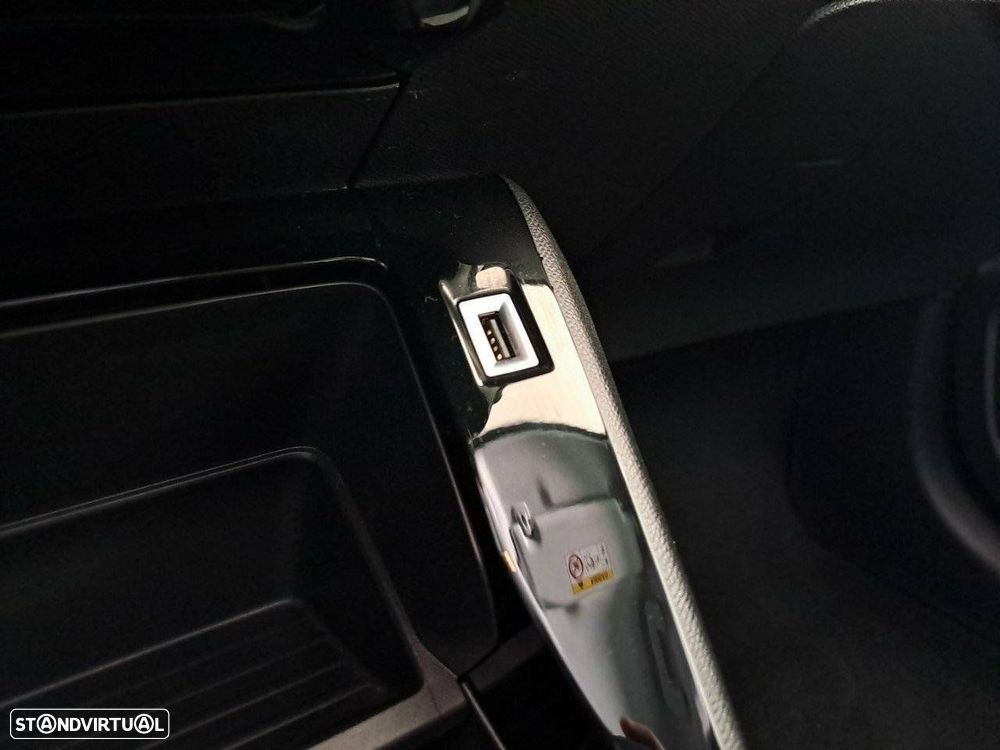 Peugeot 208 1.2 PureTech Active Pack - 22