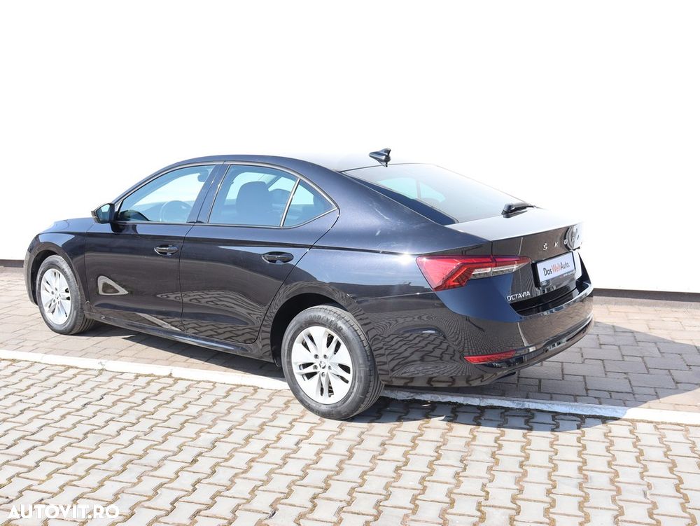 Skoda Octavia 2.0 TDI DSG Ambition - 3
