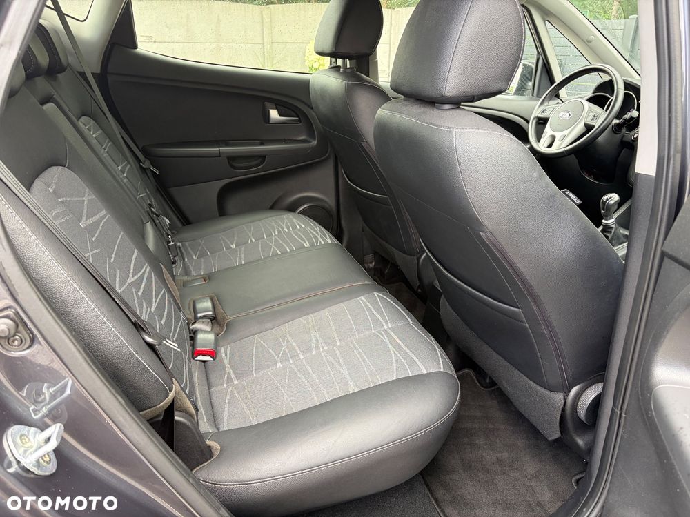 Kia Venga 1.4 CVVT Dream Team Edition - 21